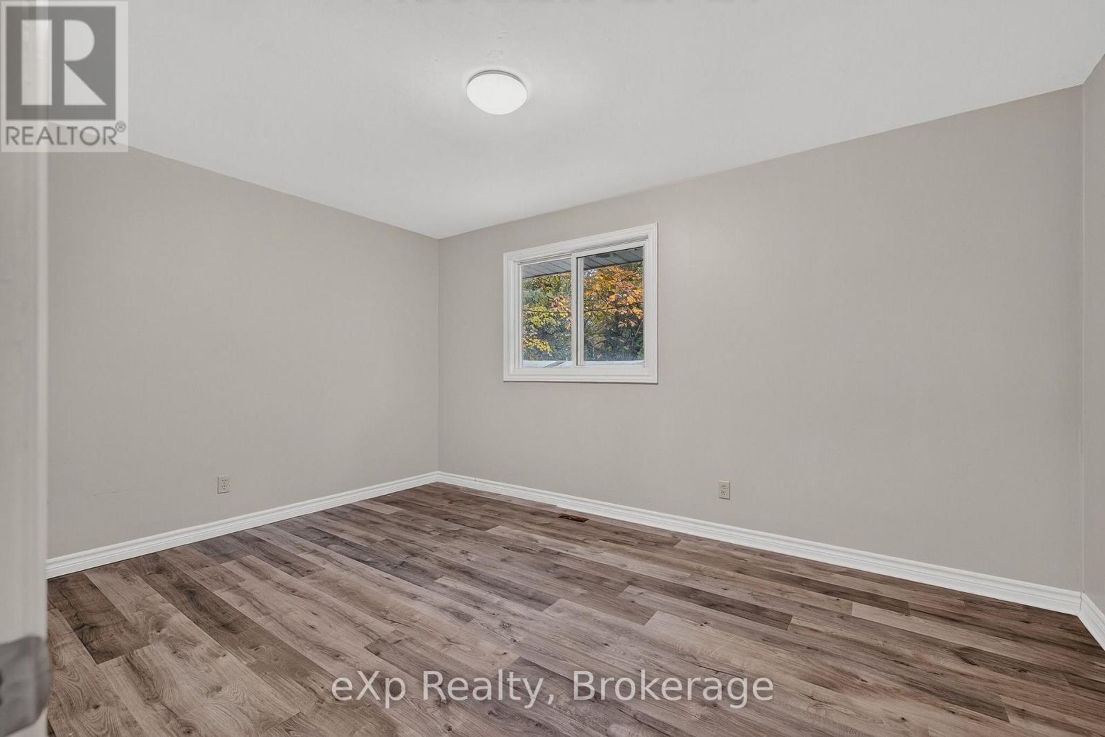 405014 Grey 4 Road Property Photo 17