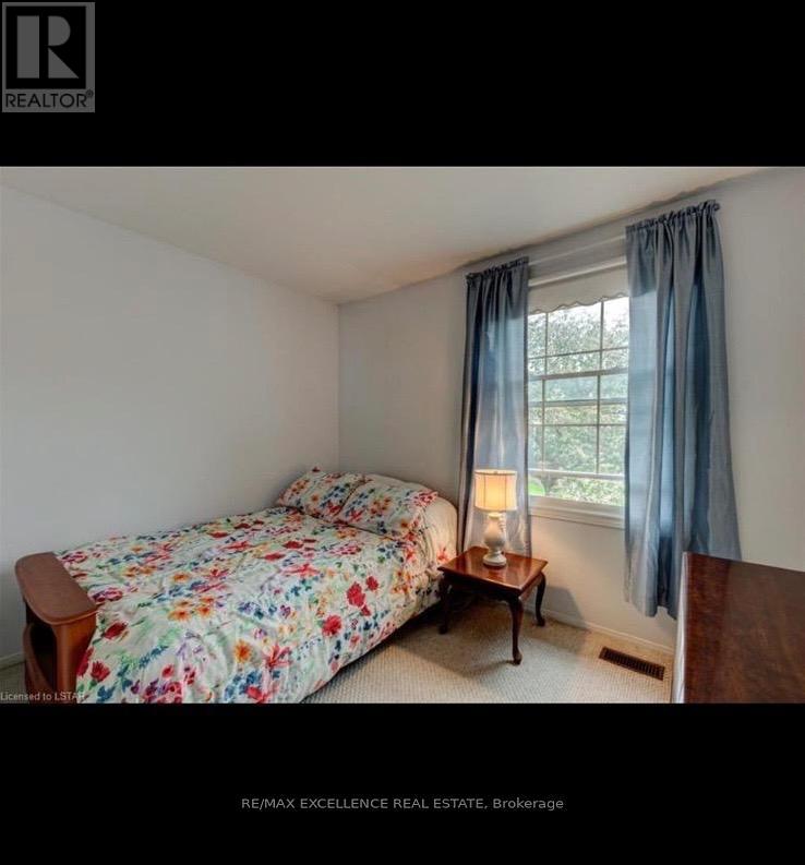 328 Wilkins Street Property Photo 6