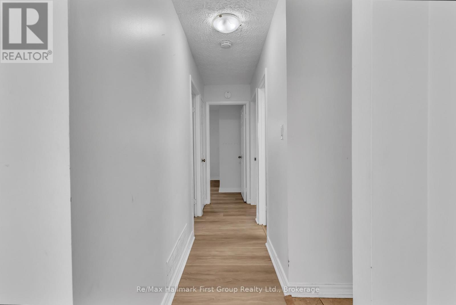 Main - 78 Commerford Street Property Photo 11