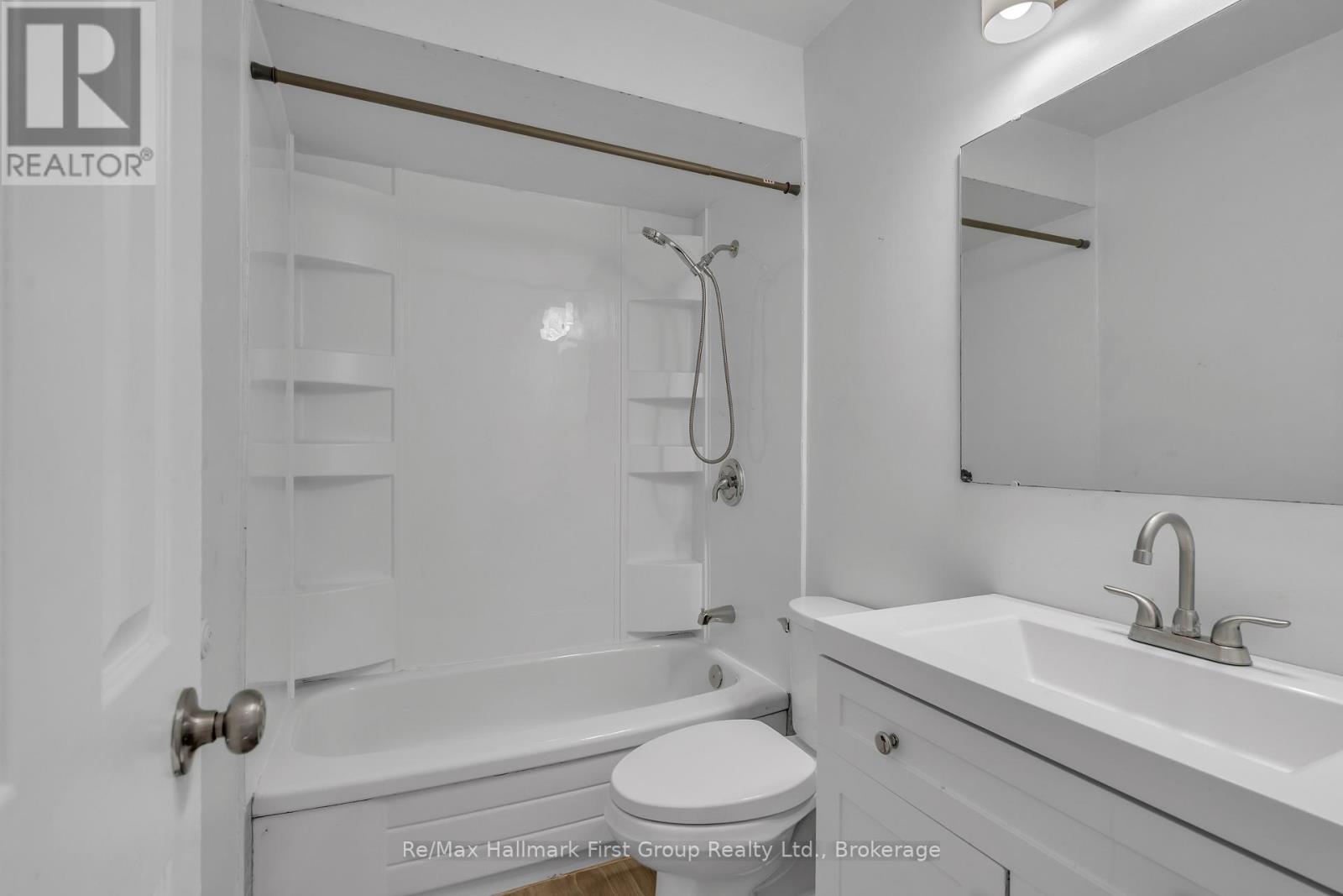 Main - 78 Commerford Street Property Photo 20