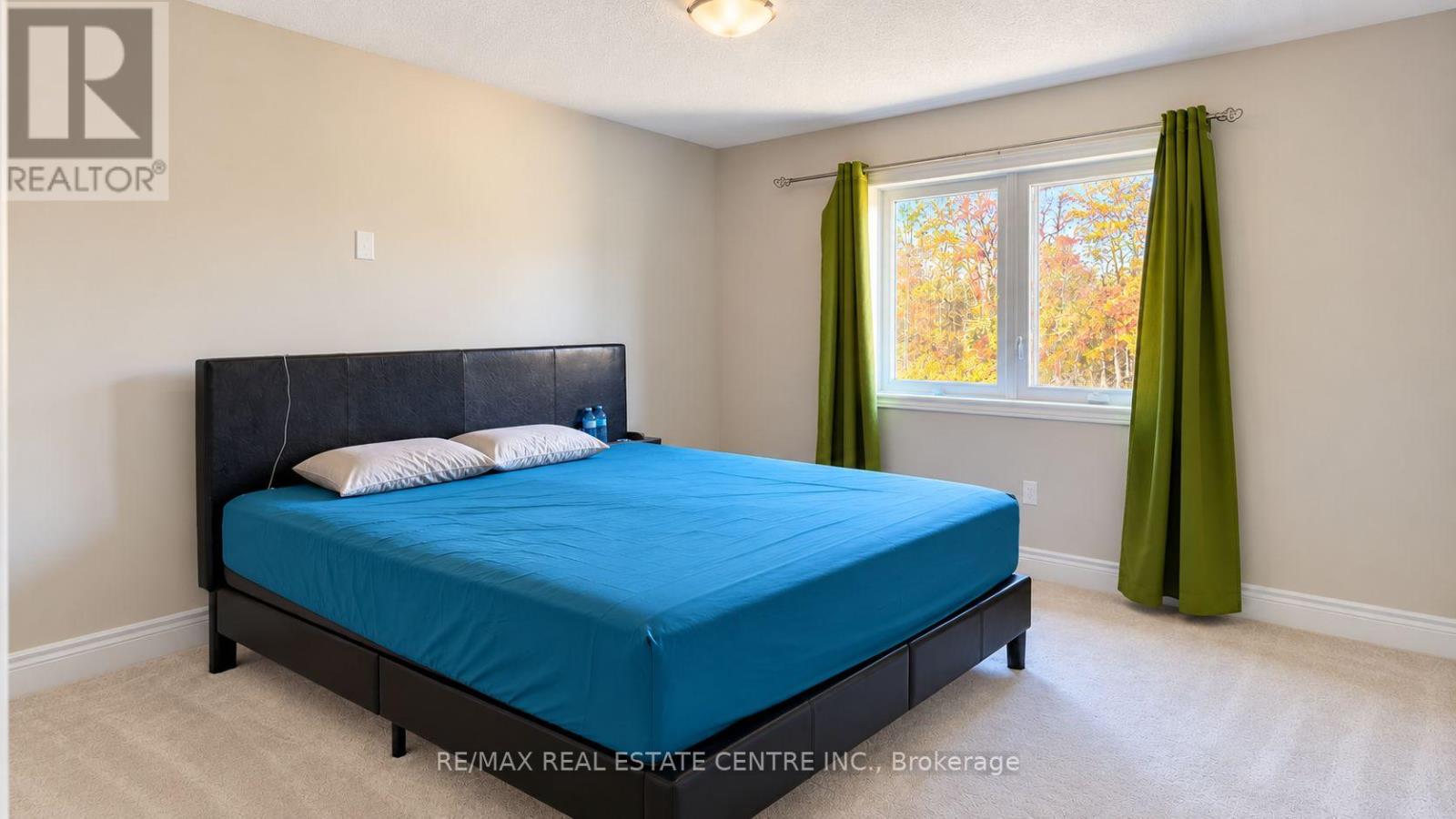 40 Tindall Crescent Property Photo 15