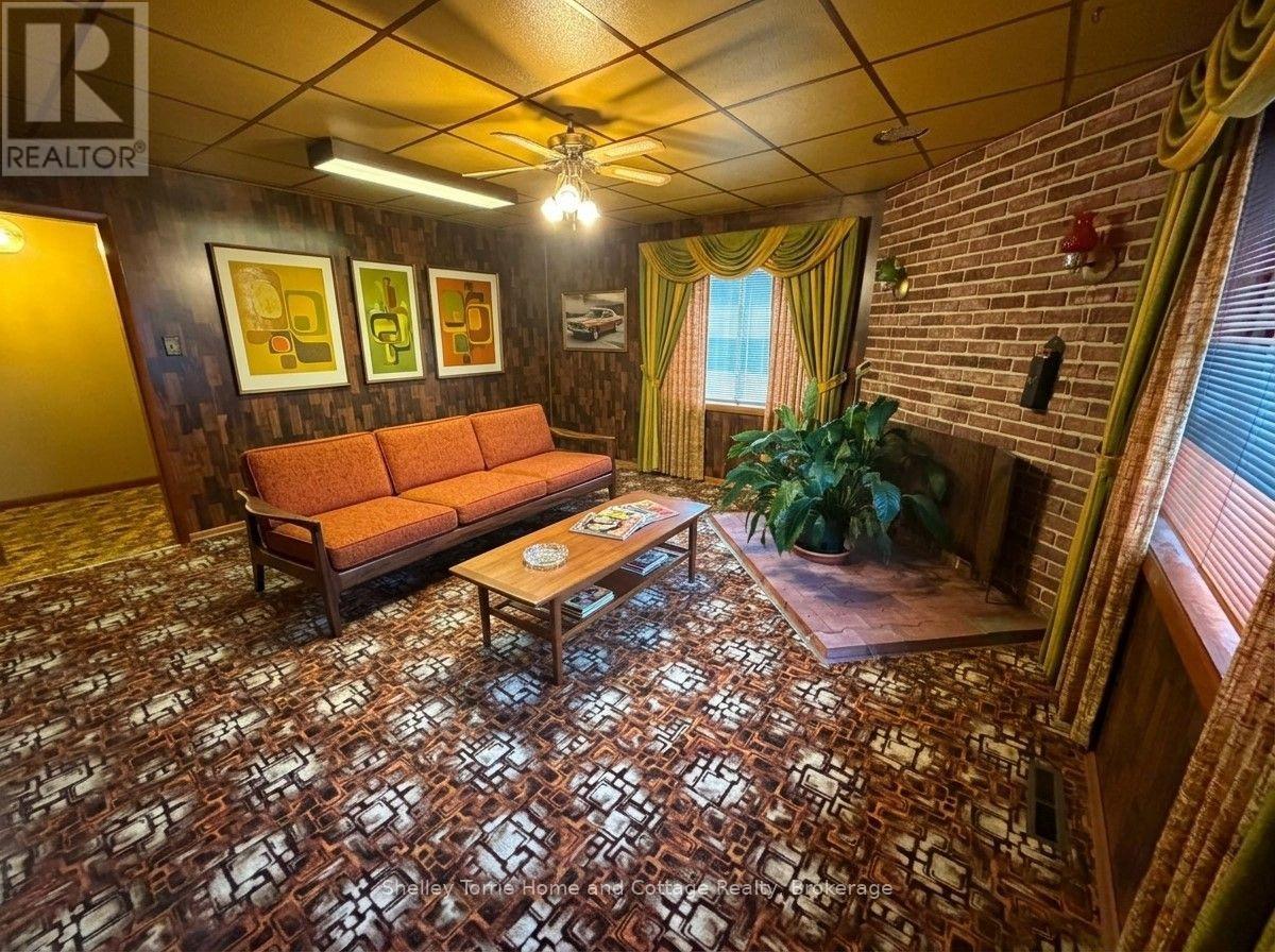 613 Front Street Property Photo 12