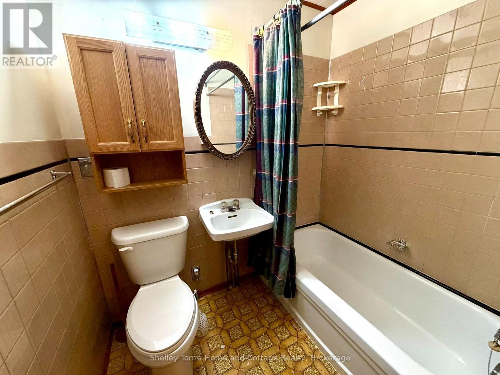 613 Front Street Property Photo 18