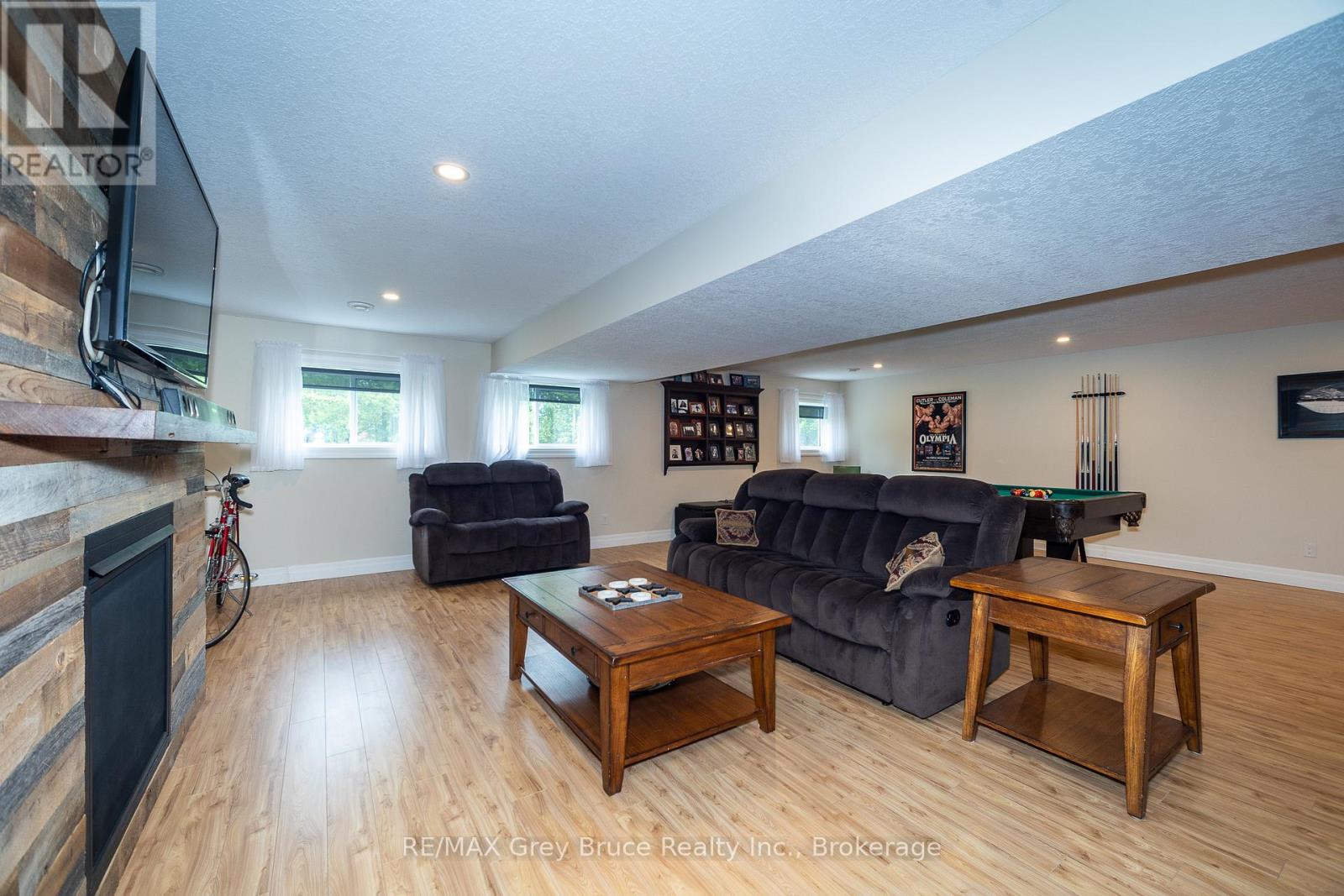350293 A Concession Property Photo 30