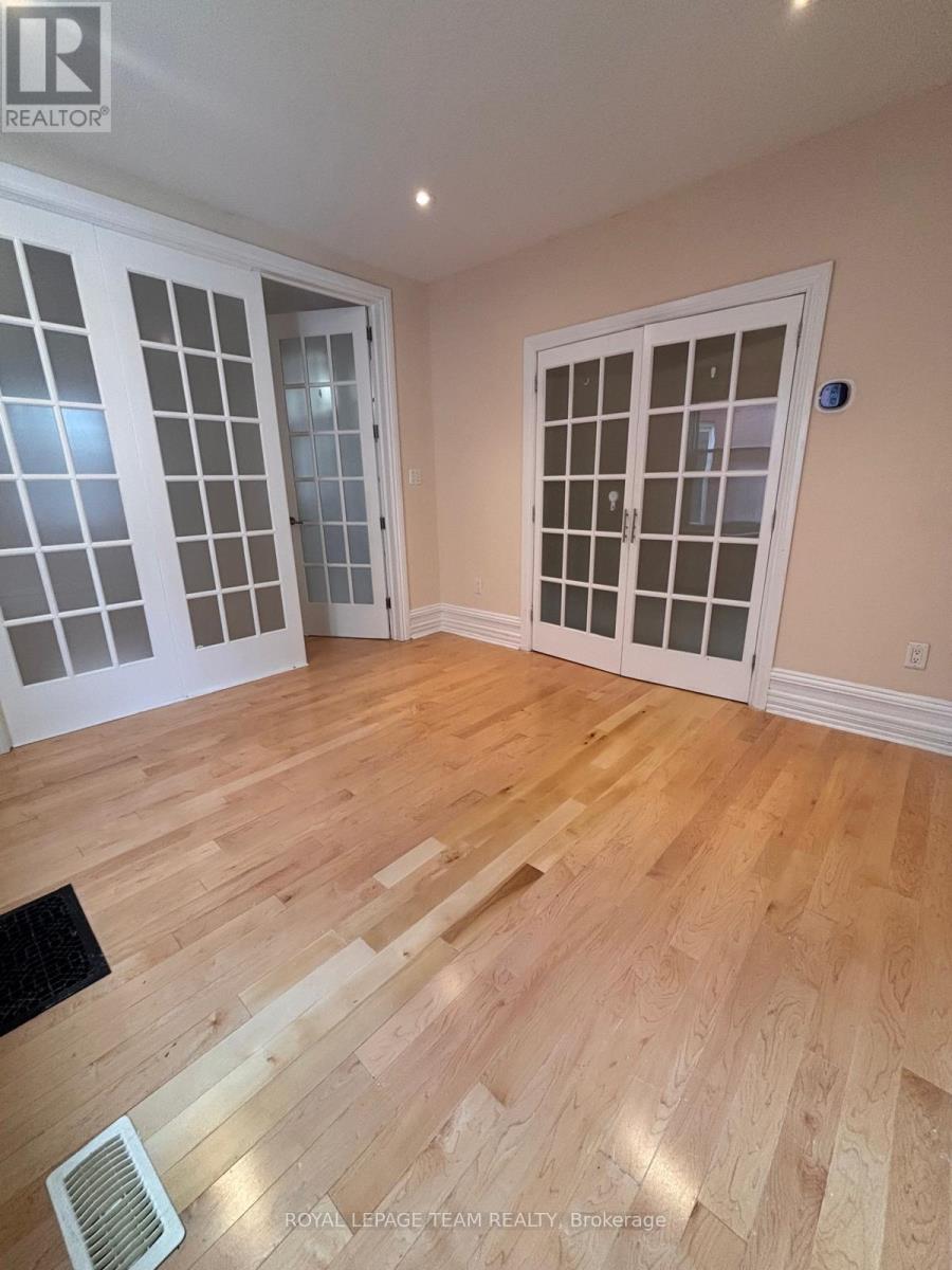 1 - 371 Bronson Avenue Property Photo 6