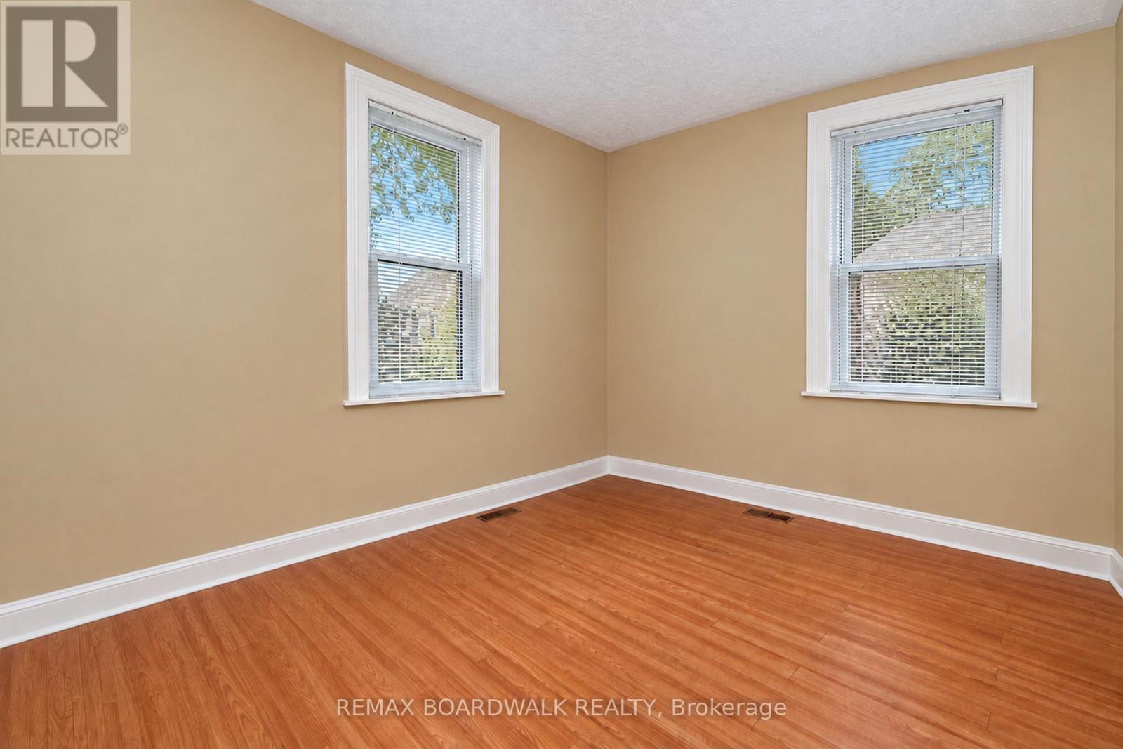 46 Cameron Street Property Photo 10