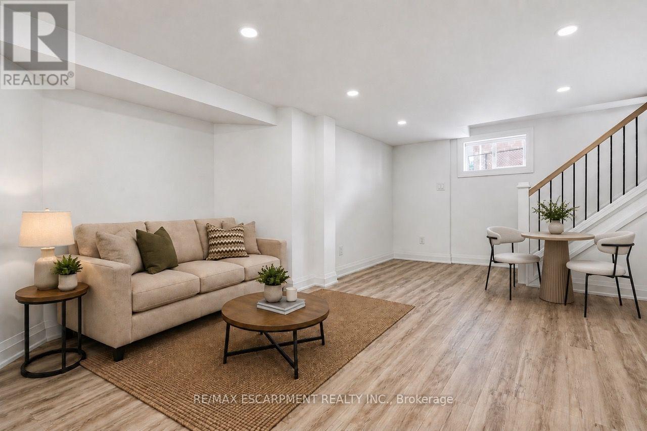 117 West 5th Street Property Photo 23