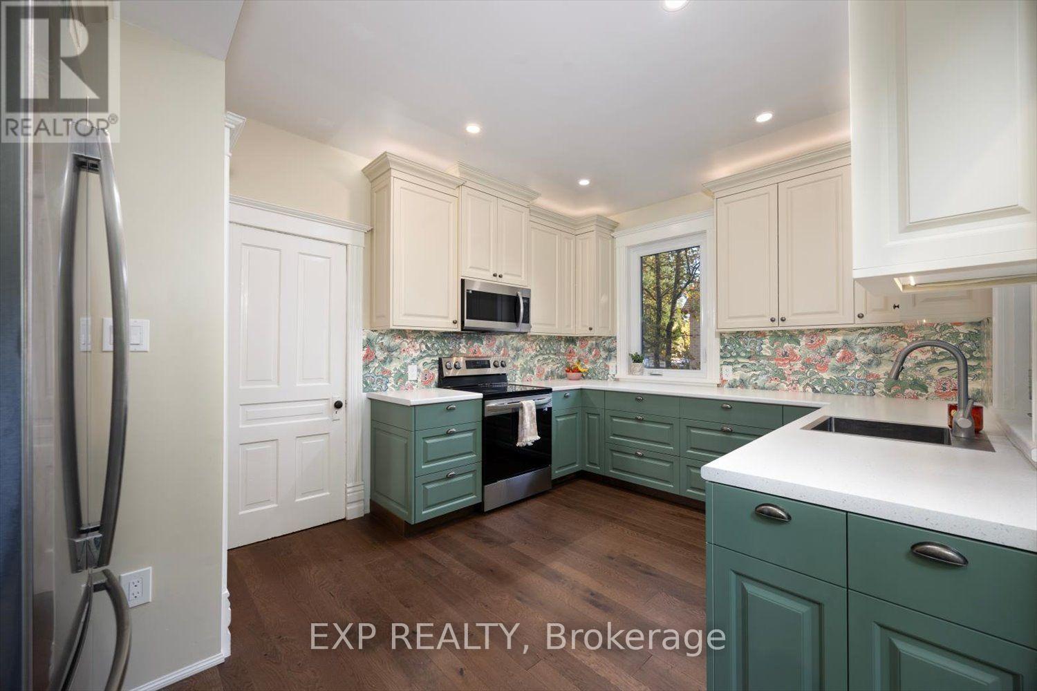 4105 Catherine Street Property Photo 10