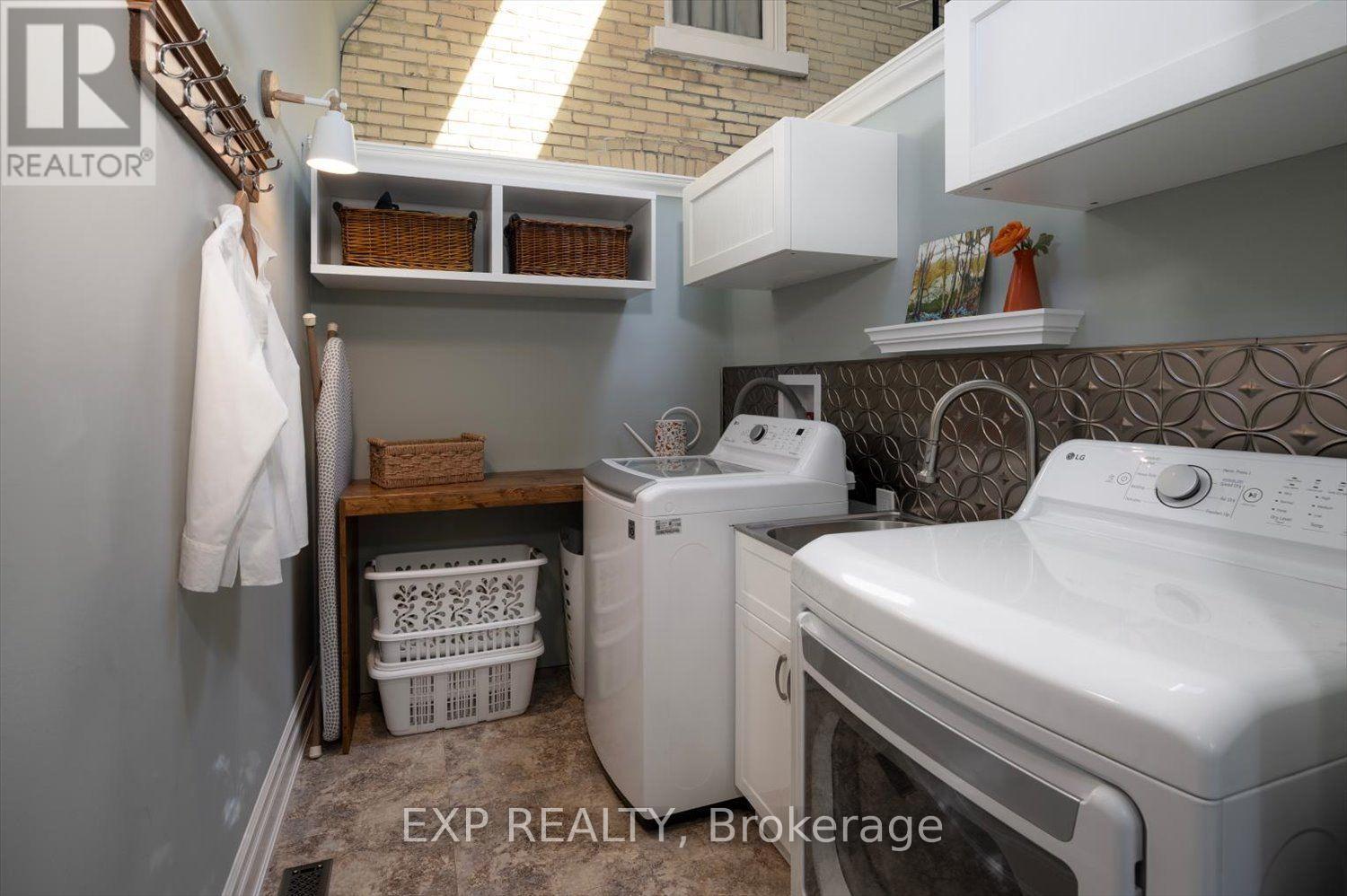 4105 Catherine Street Property Photo 21