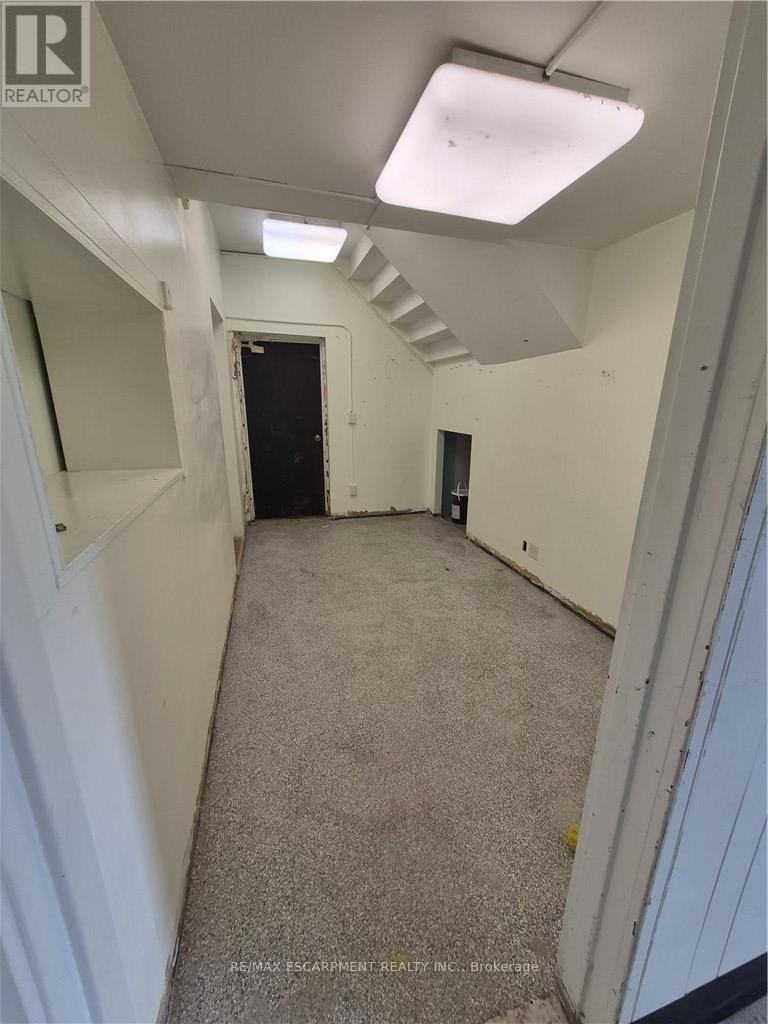 363 Grays Road Property Photo 7