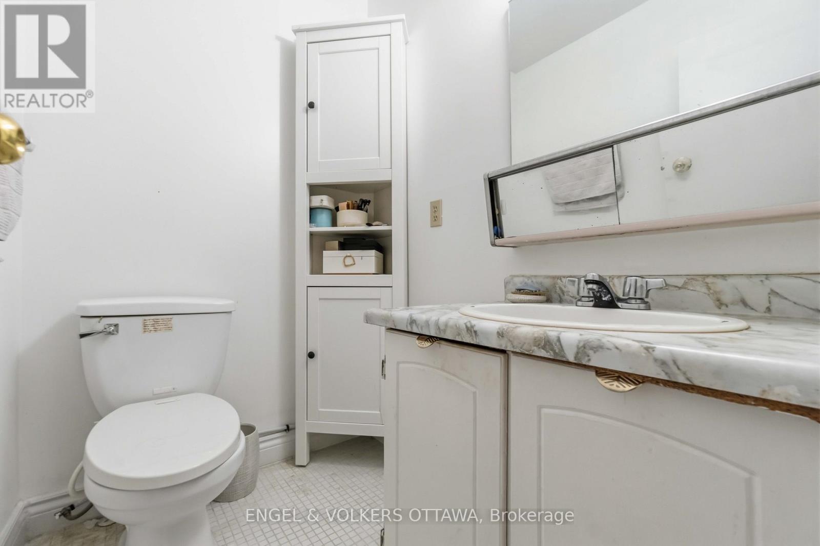 1107 - 2400 Virginia Drive Property Photo 11