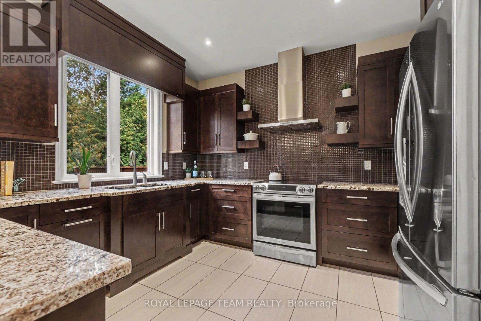152 West Ridge Drive Property Photo 16