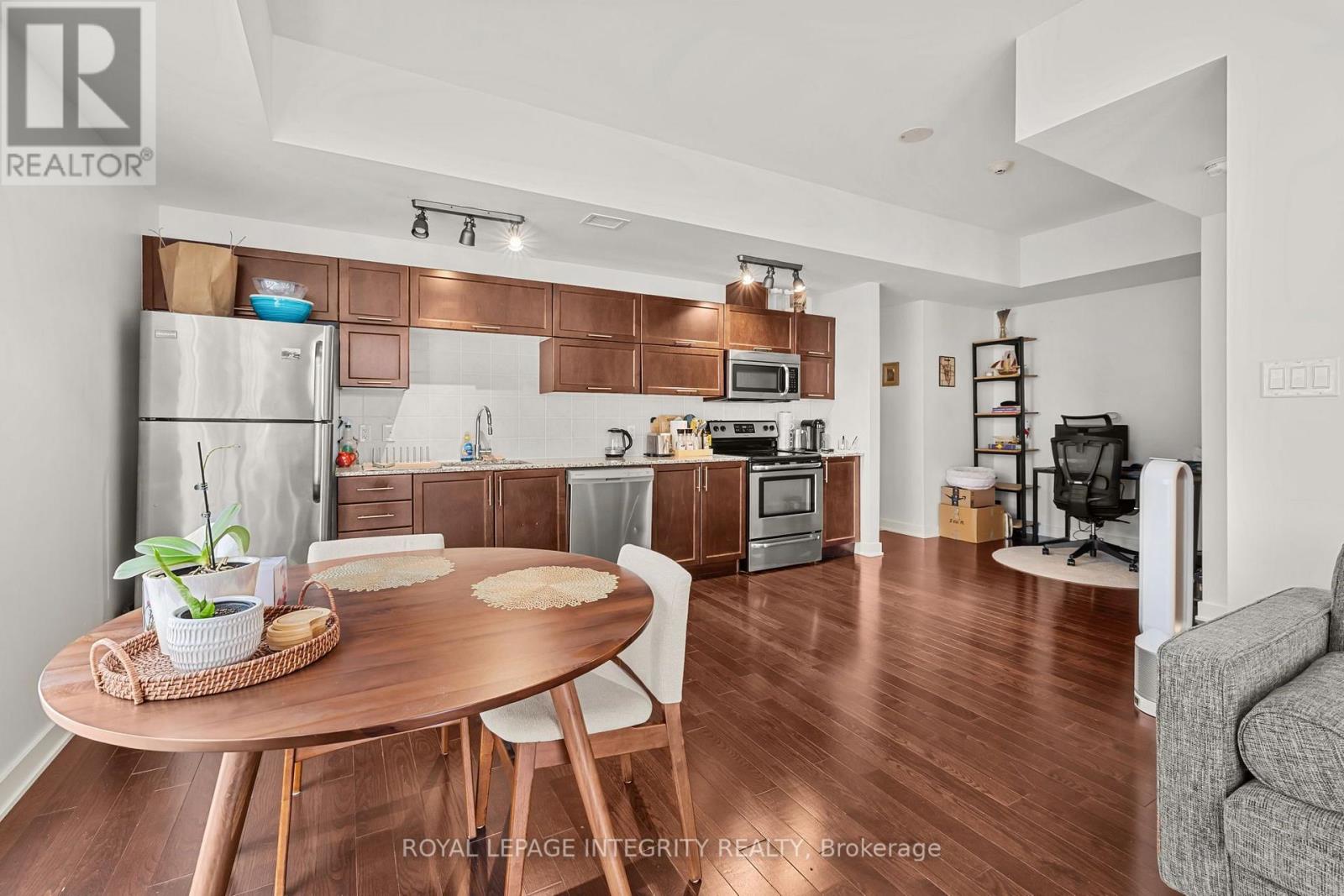 1004 - 179 Metcalfe Street Property Photo 10