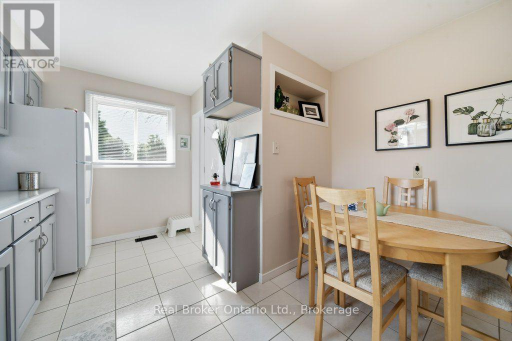 22 Mountford Drive Property Photo 10