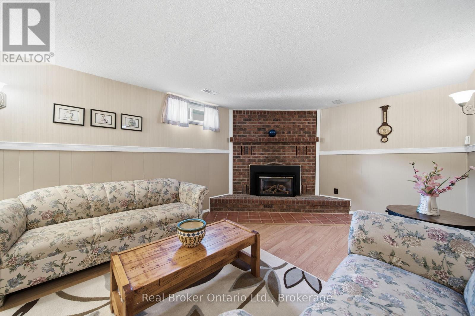 22 Mountford Drive Property Photo 27