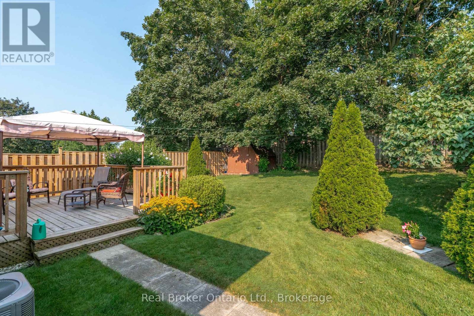 22 Mountford Drive Property Photo 35