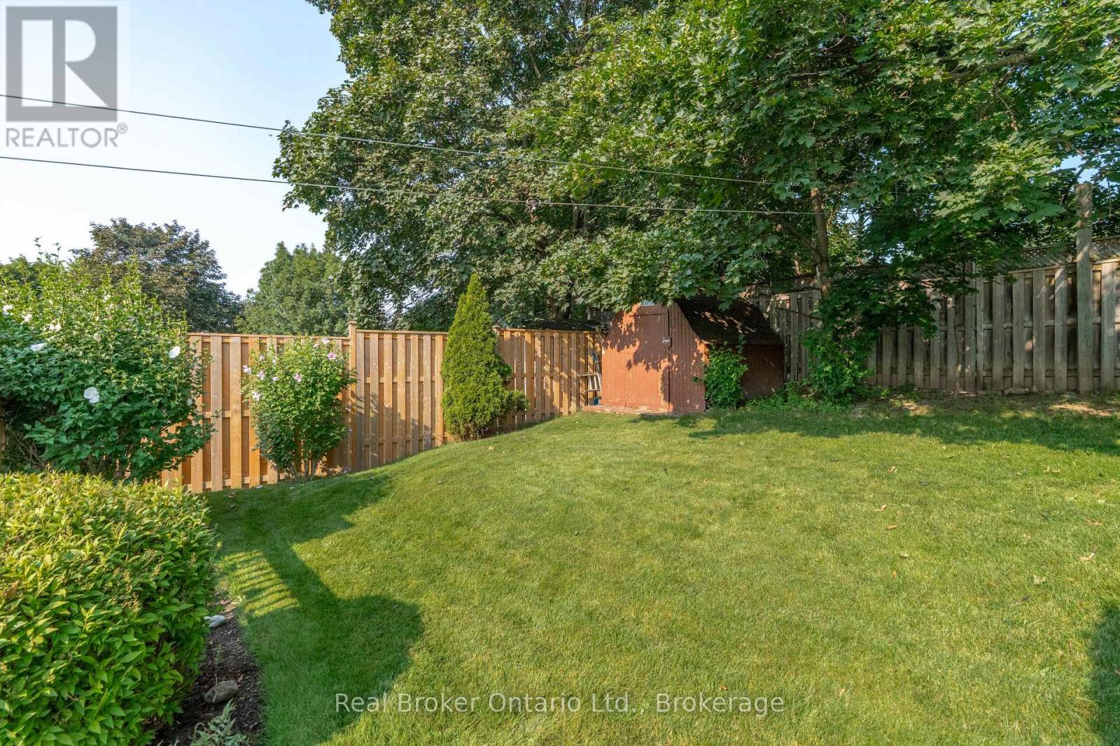 22 Mountford Drive Property Photo 41