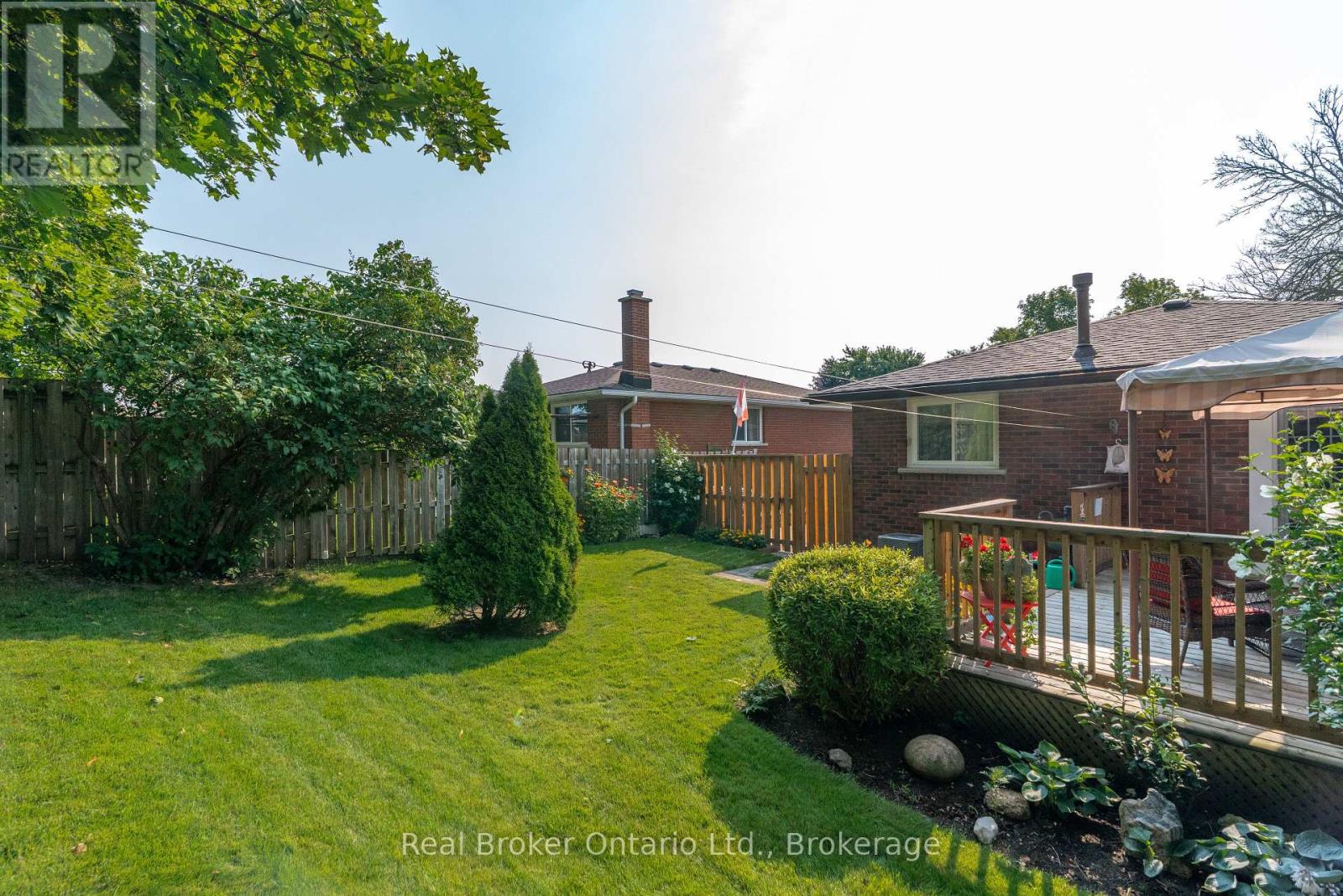 22 Mountford Drive Property Photo 44