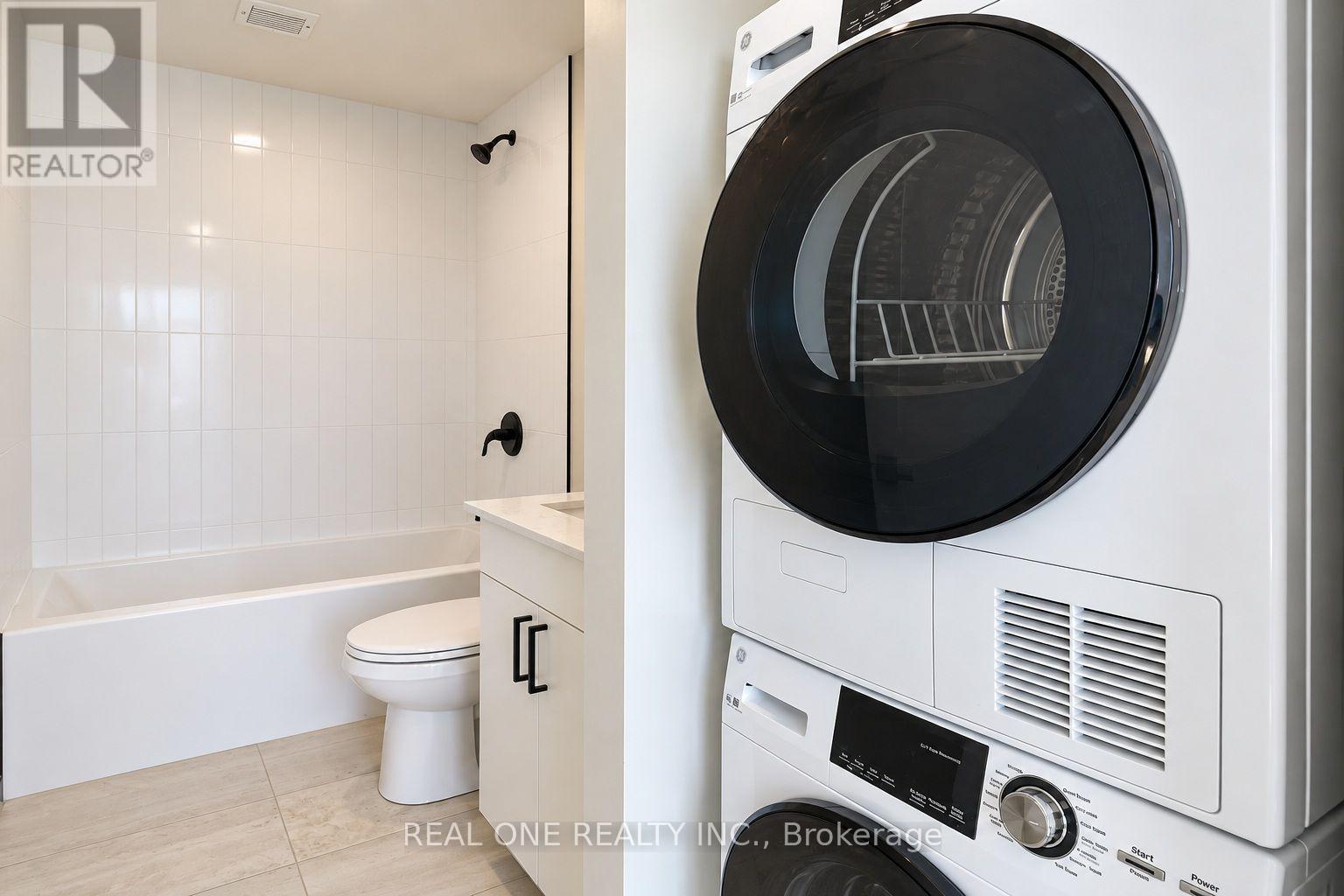602 - 810 King Street W Property Photo 20