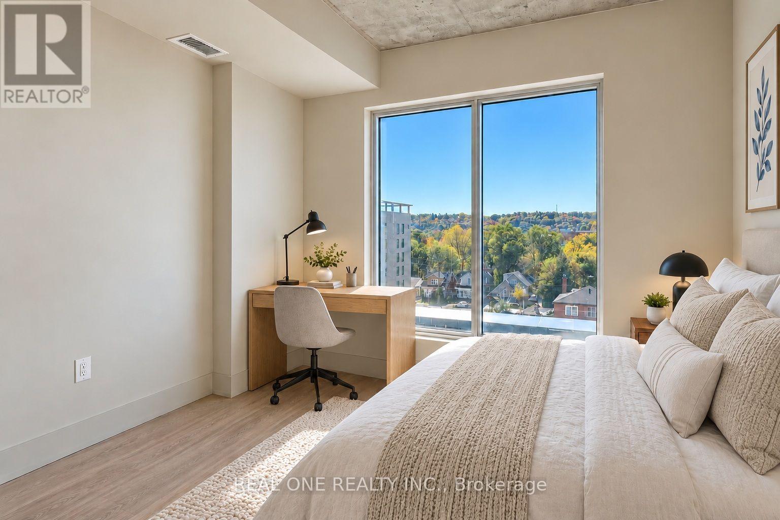 606 - 810 King Street W Property Photo 24