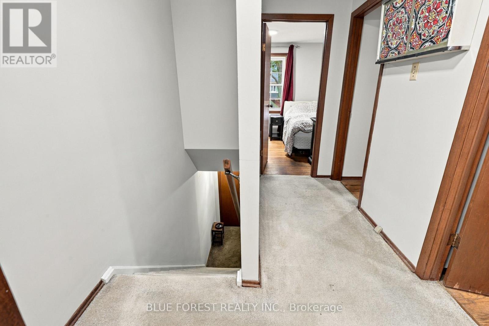 673 Galloway Crescent Property Photo 23