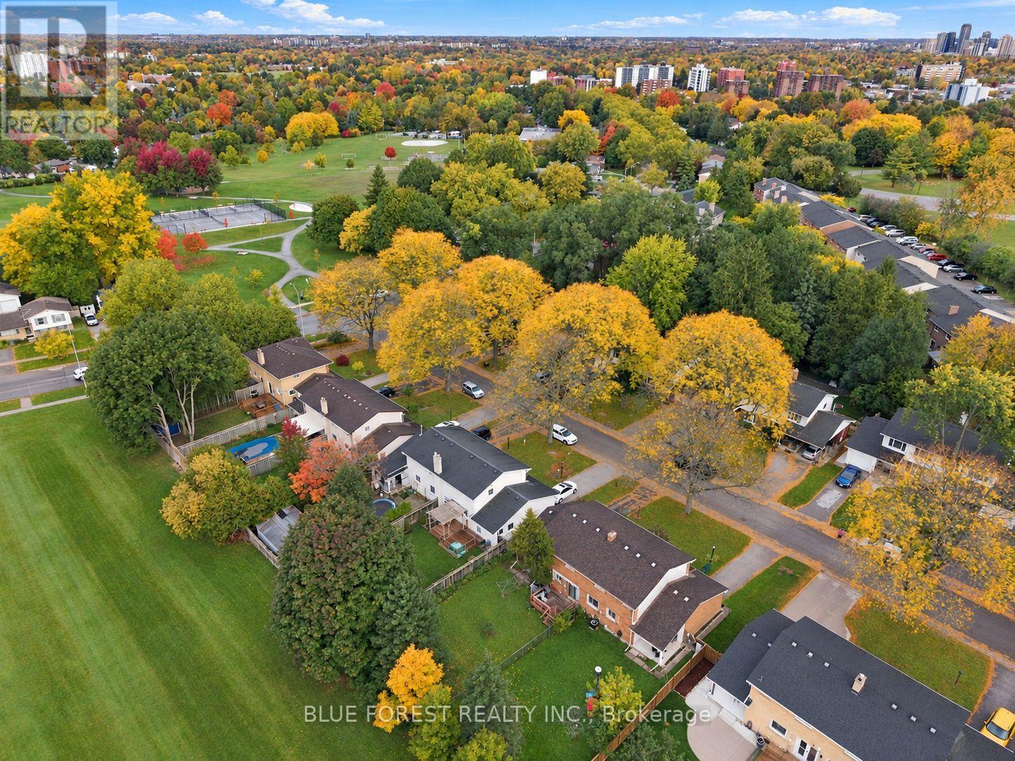 673 Galloway Crescent Property Photo 40