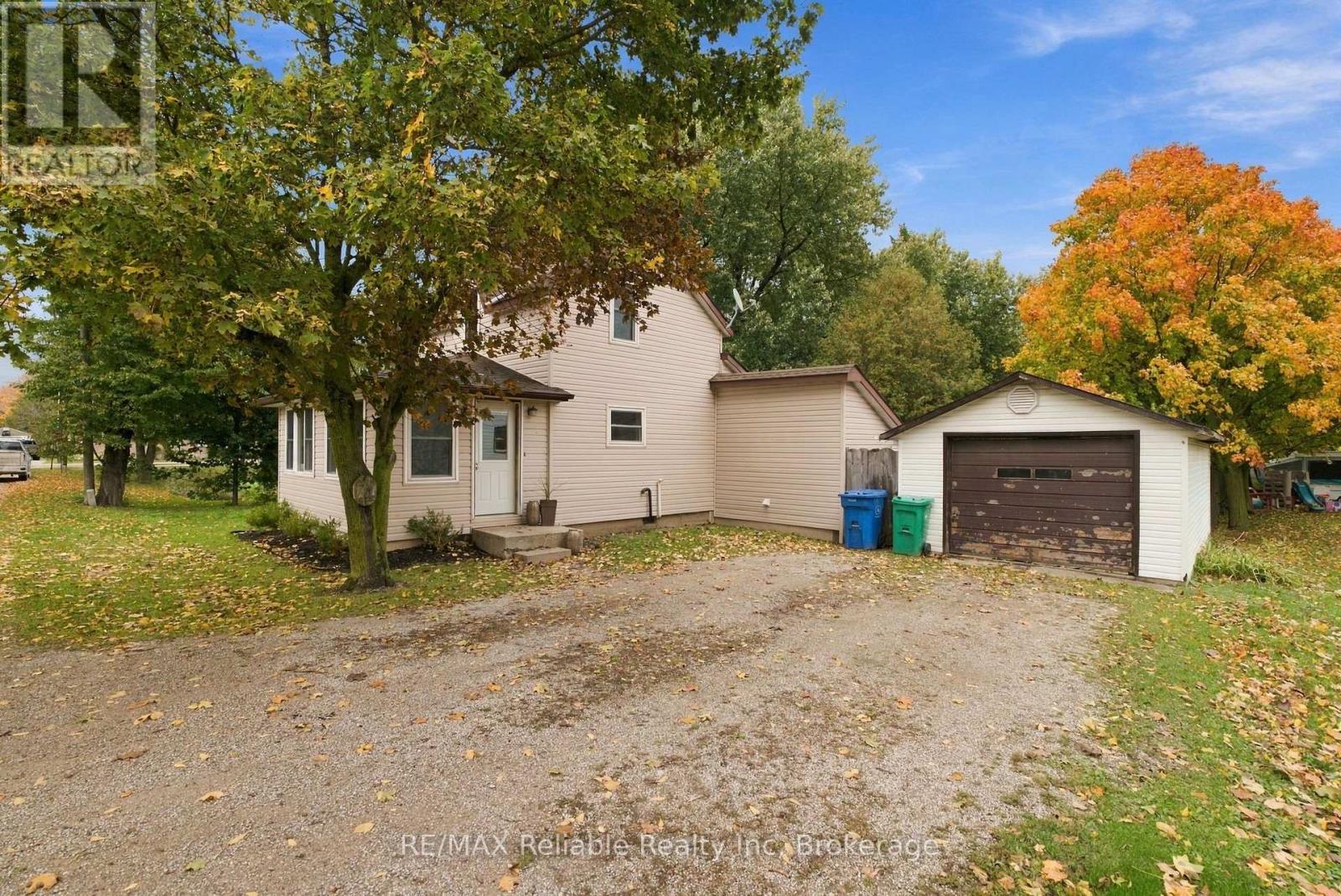 74 William Street Property Photo 5