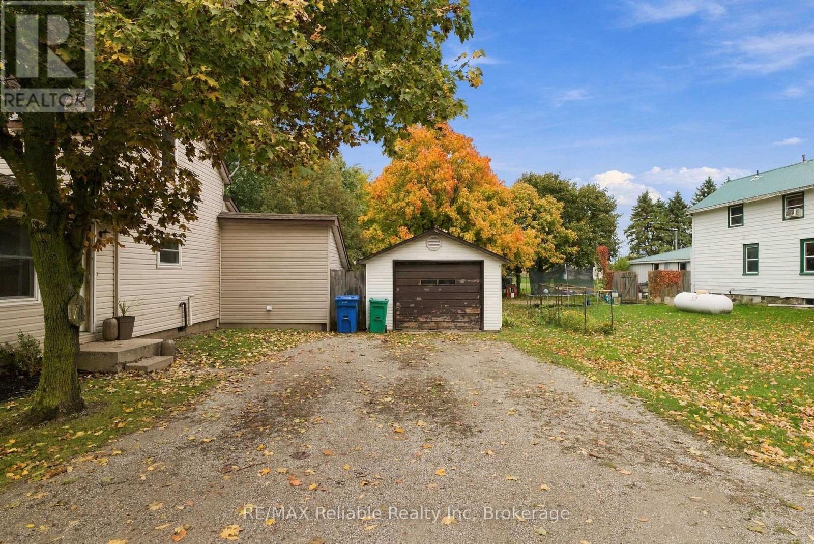 74 William Street Property Photo 6