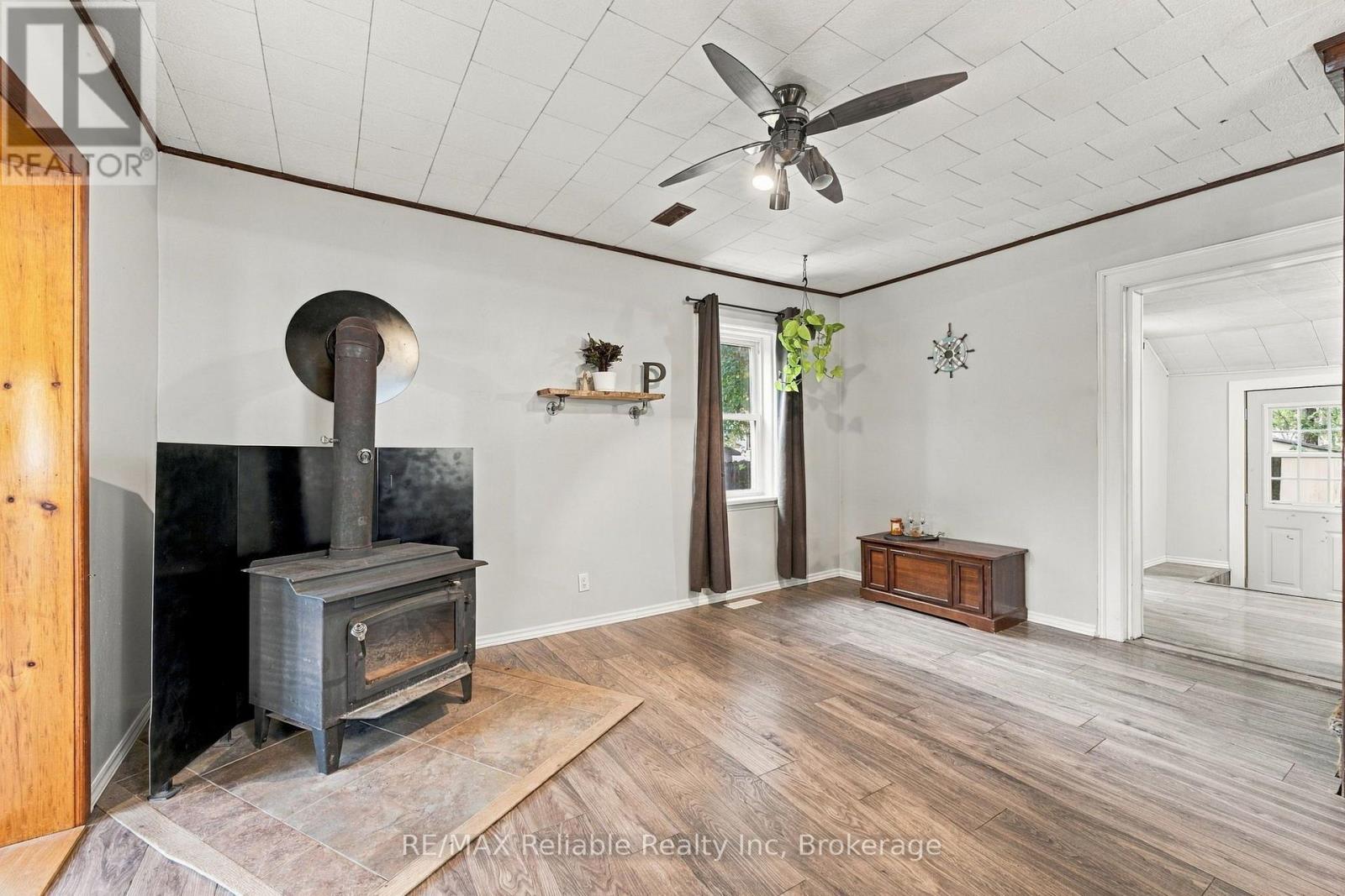 74 William Street Property Photo 11