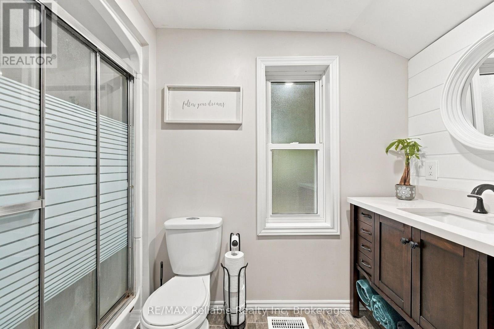 74 William Street Property Photo 23