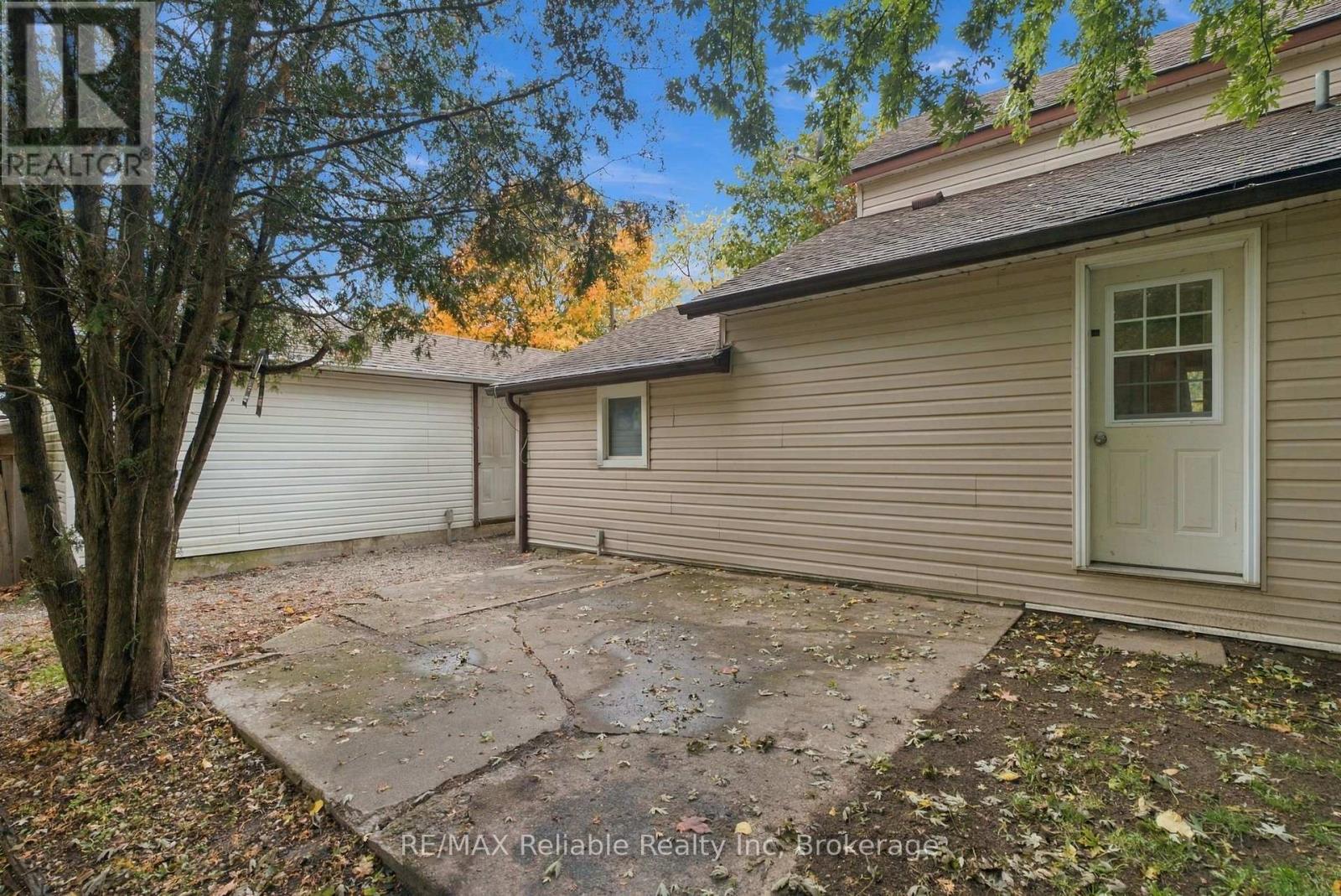 74 William Street Property Photo 31