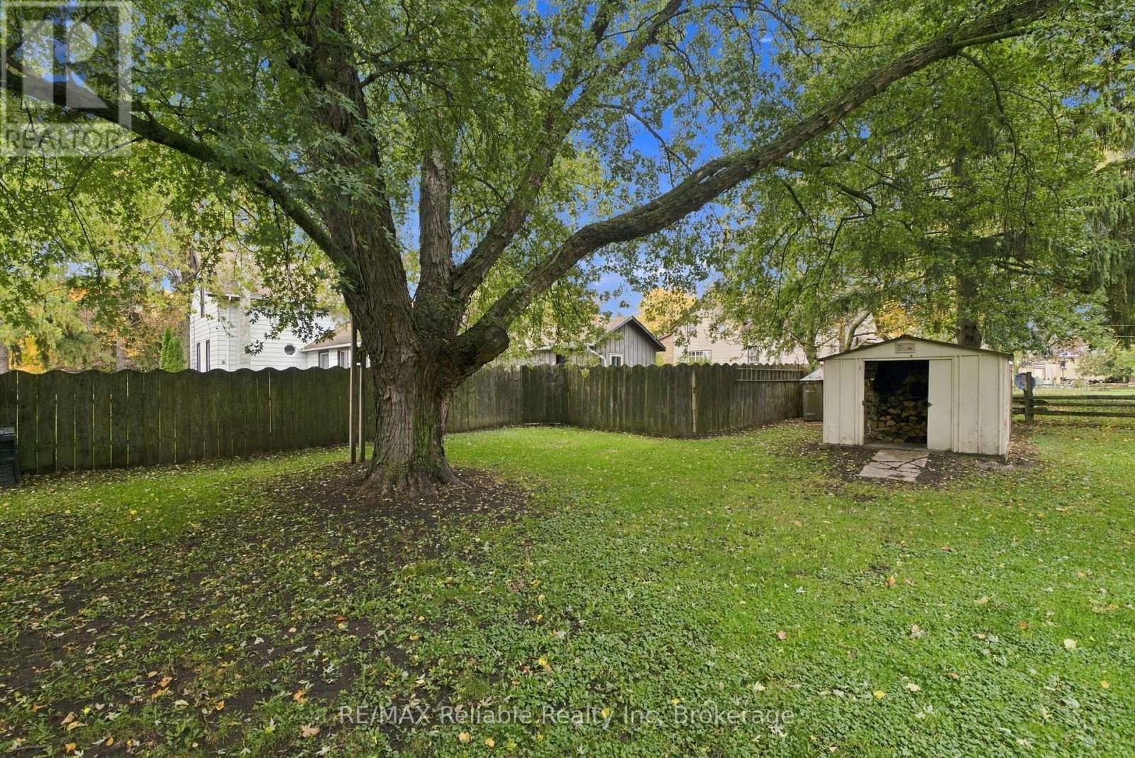 74 William Street Property Photo 33