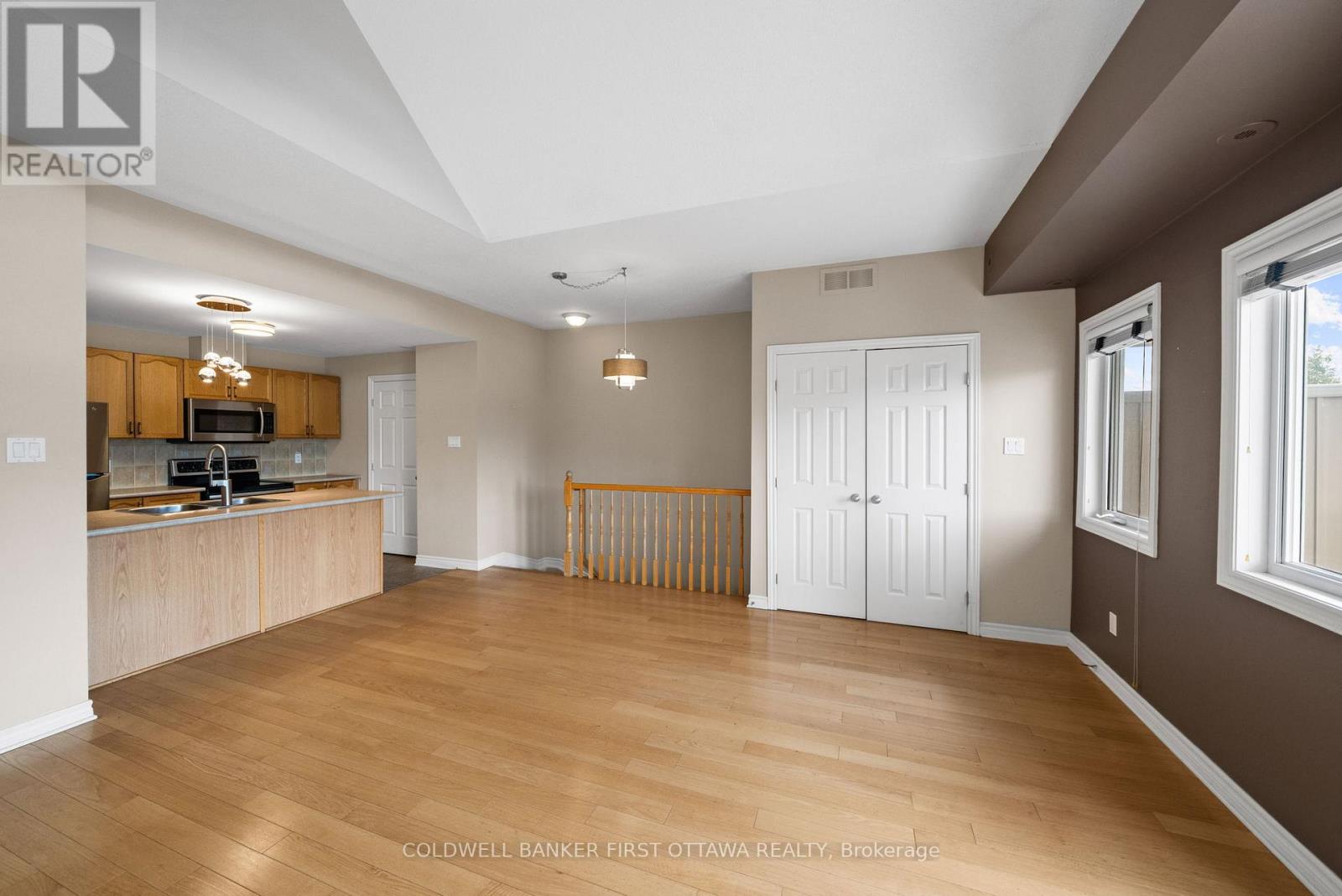 F - 143 Oldfield Street Property Photo 13