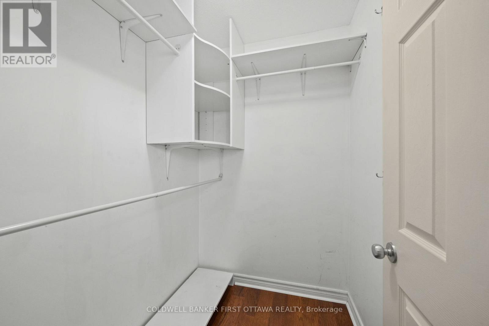F - 143 Oldfield Street Property Photo 26