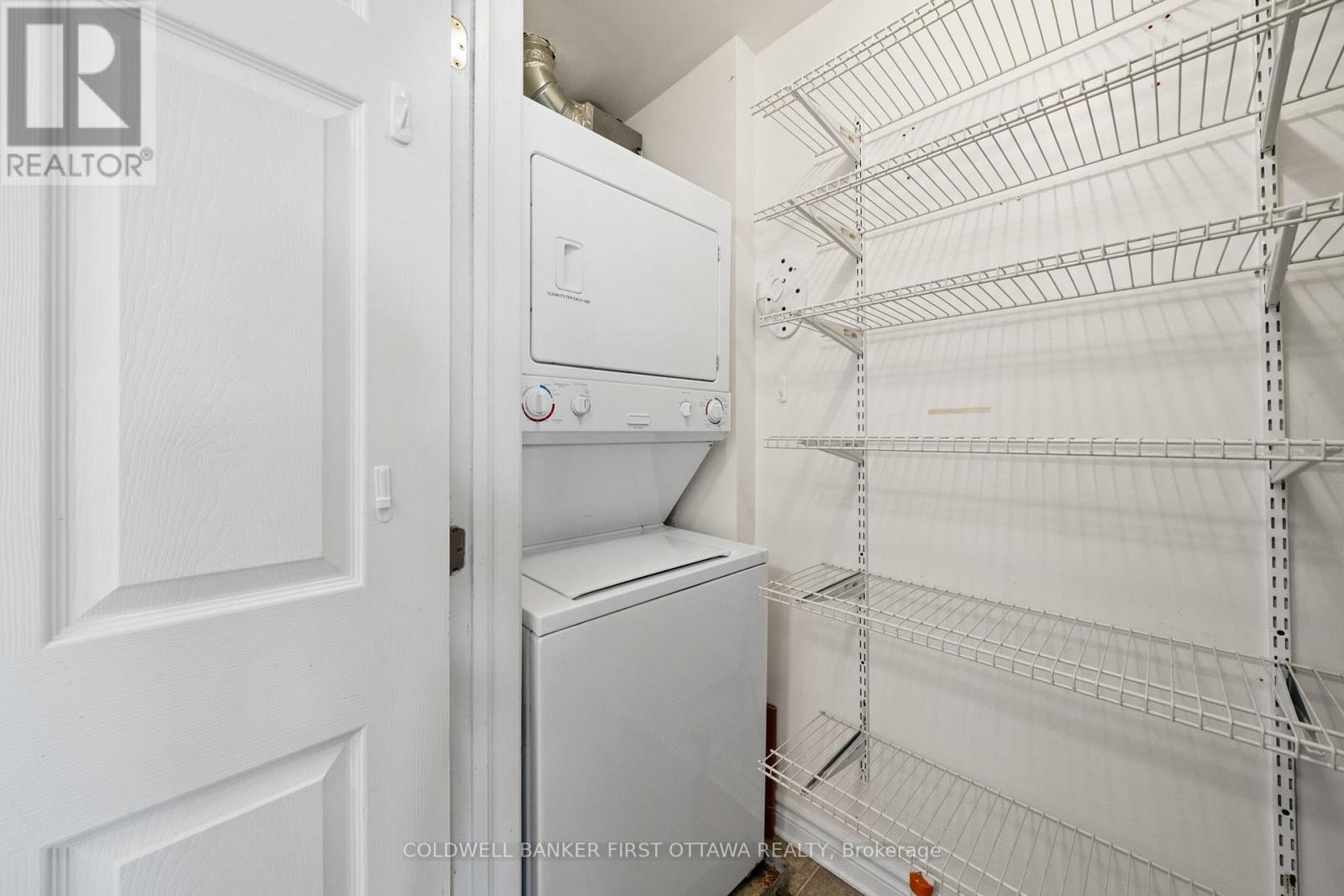 F - 143 Oldfield Street Property Photo 32