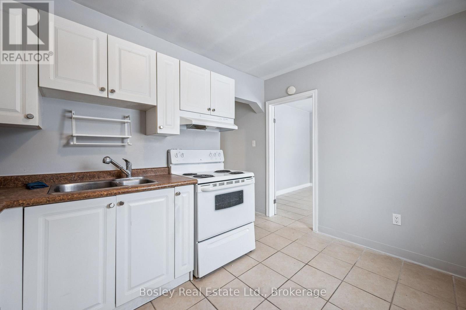 121 Hespeler Road Property Photo 21