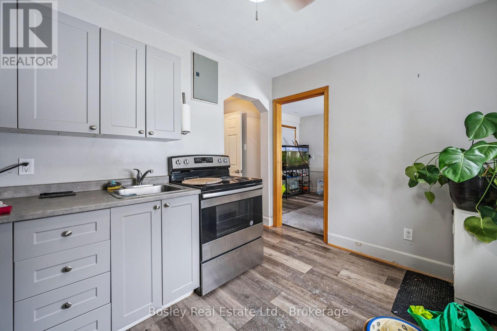 121 Hespeler Road Property Photo 30