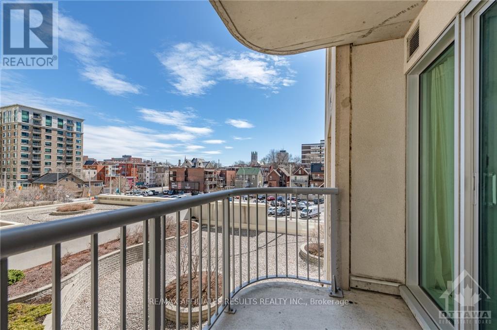 410 - 200 Rideau Street Property Photo 23