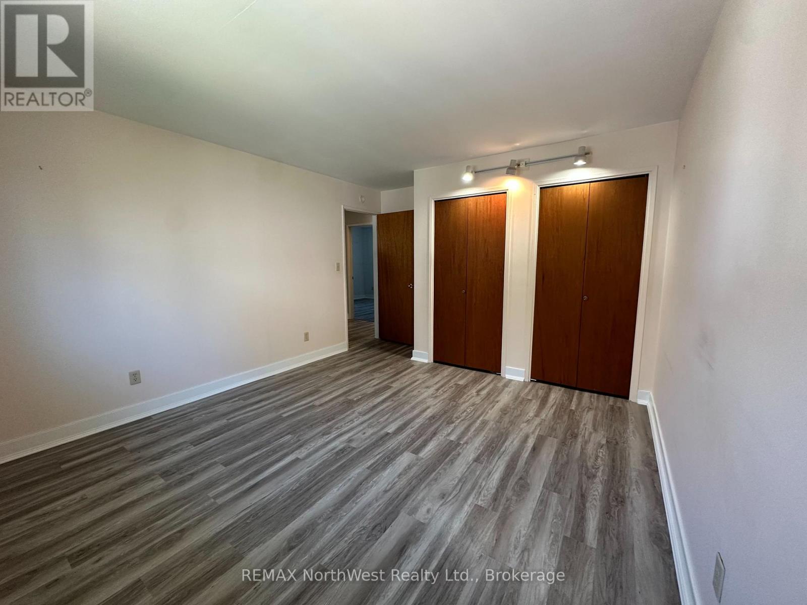 226 Fourth Street N Property Photo 18