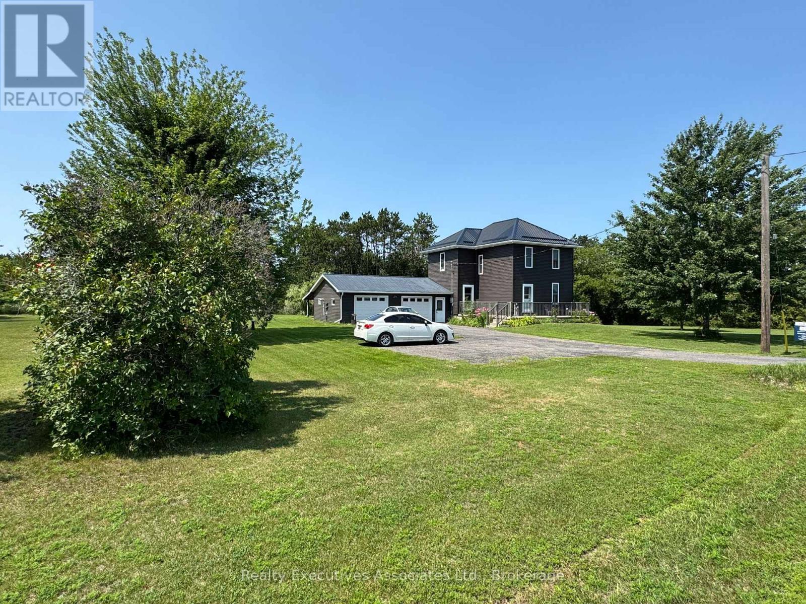 108 Godolphin Road Property Photo 2