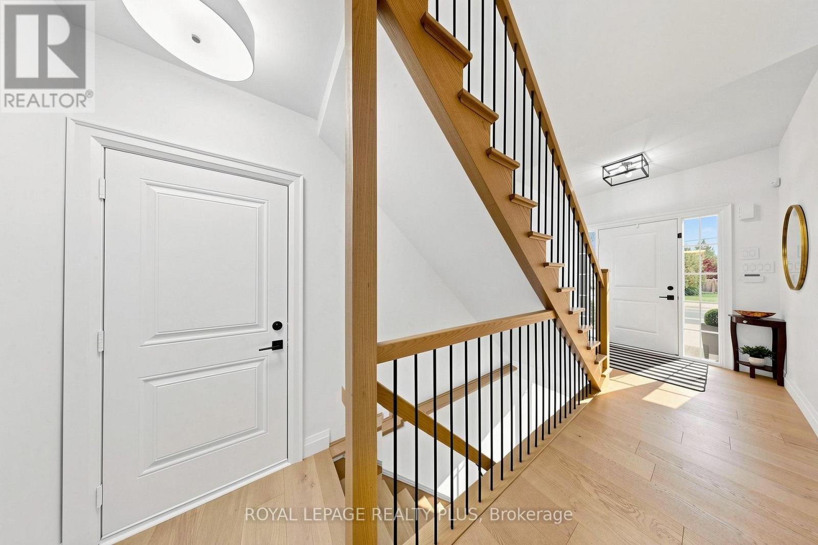 274 Dewitt Road Property Photo 5