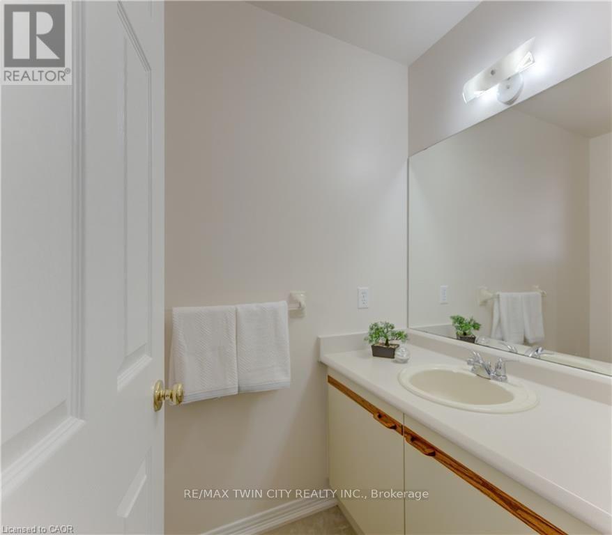 4 - 360 Cornridge Place Property Photo 9