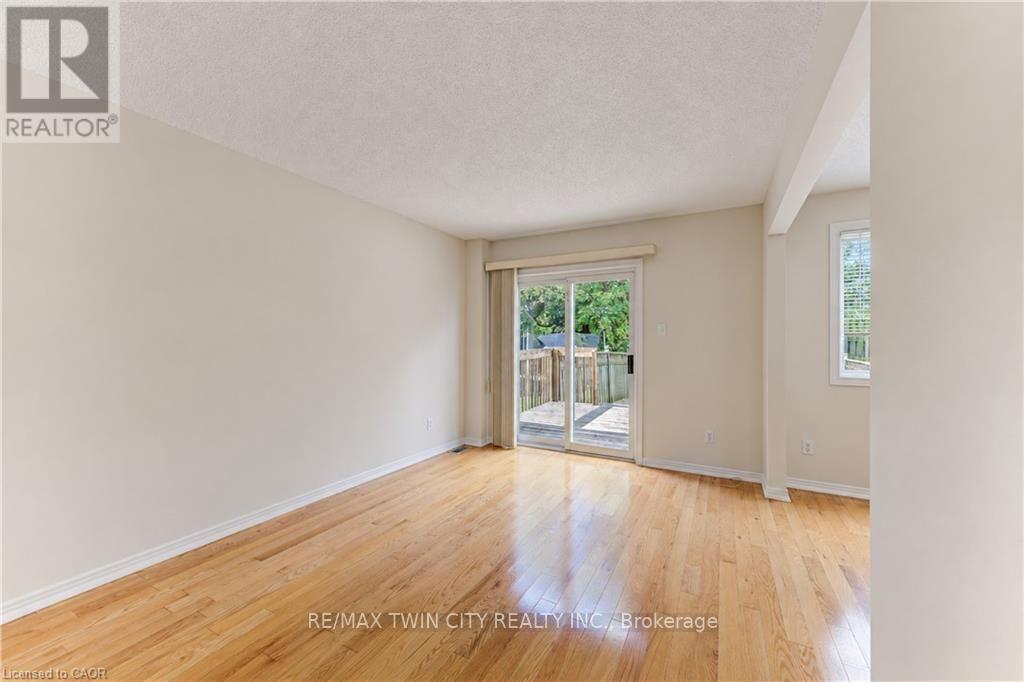 4 - 360 Cornridge Place Property Photo 10