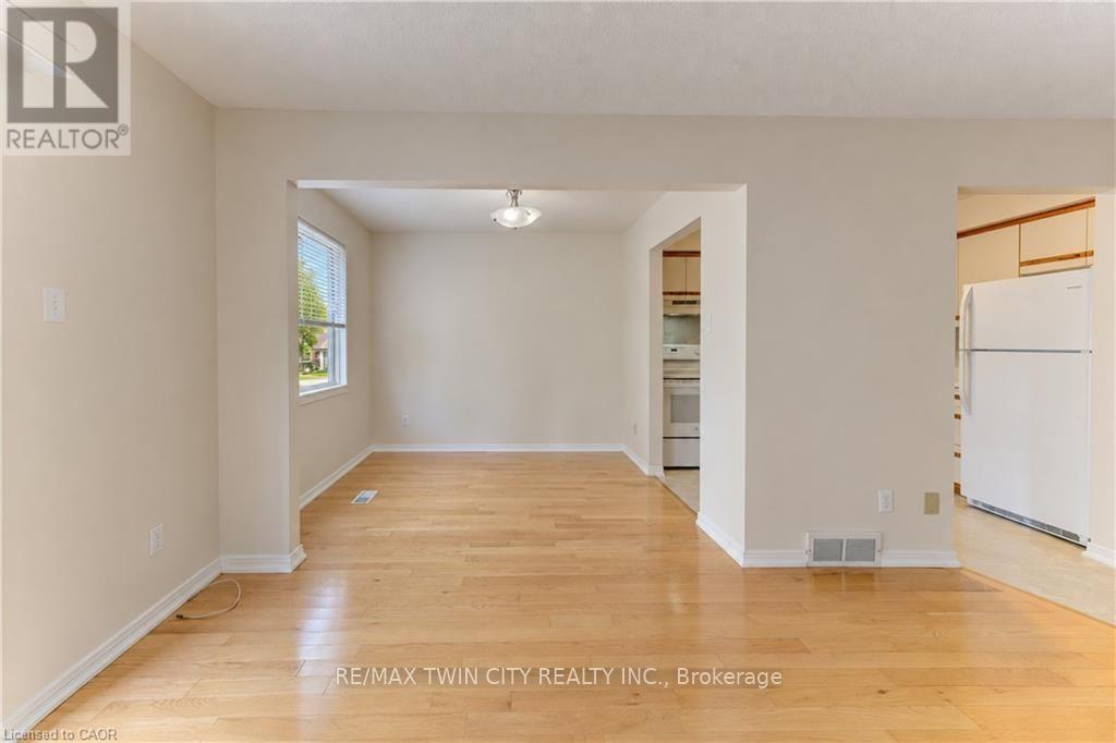 4 - 360 Cornridge Place Property Photo 12