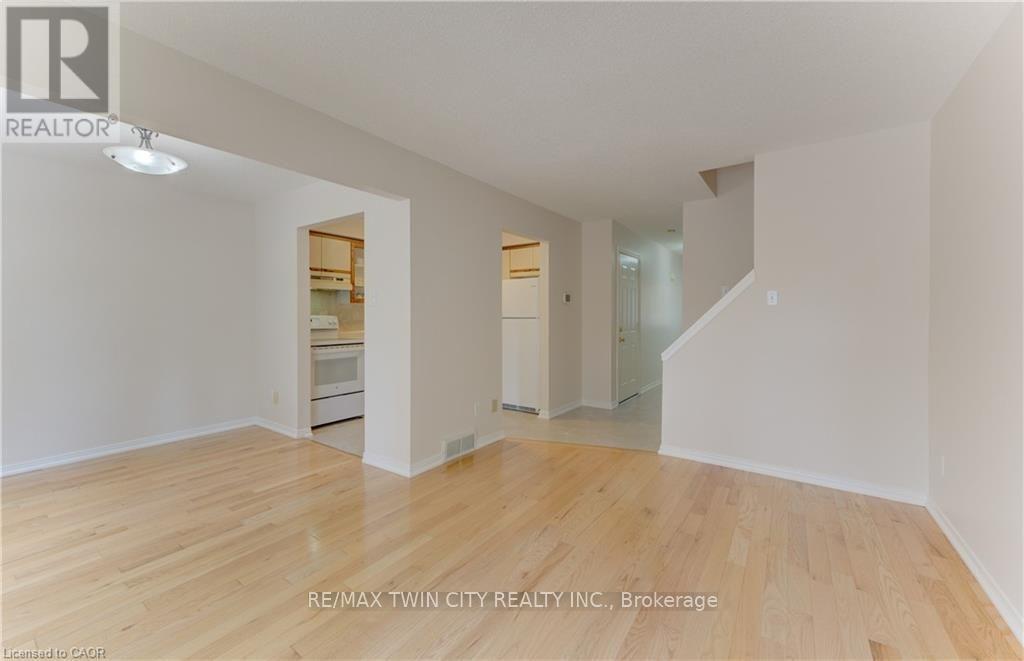 4 - 360 Cornridge Place Property Photo 17