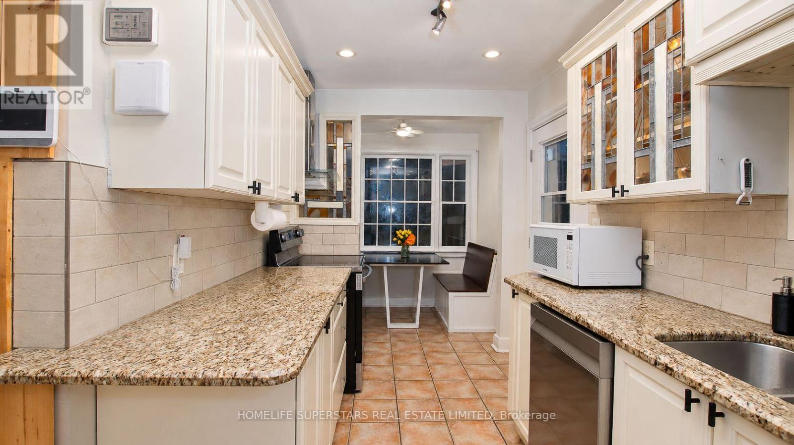 706 Rowntree Avenue Property Photo 26