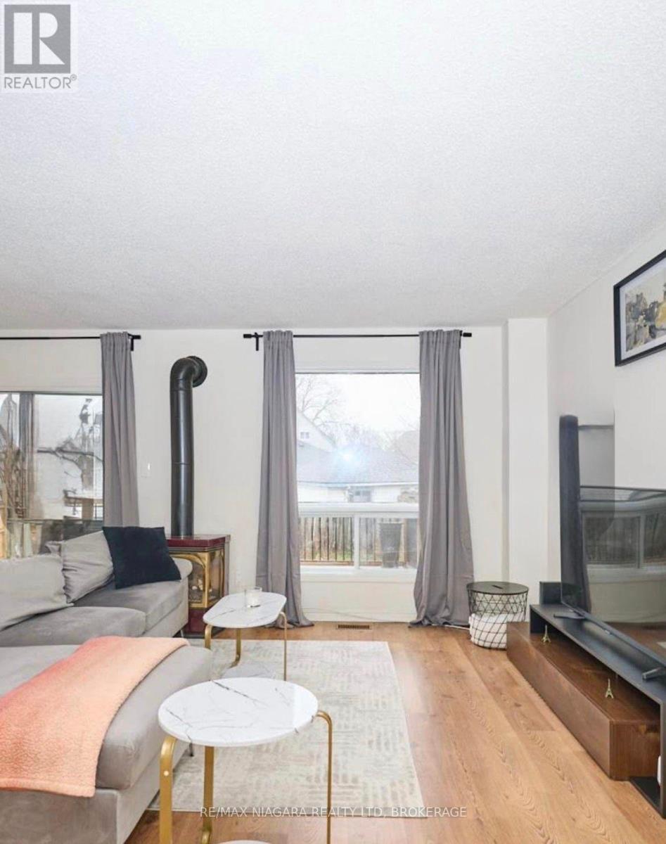 20 Station Street Property Photo 5