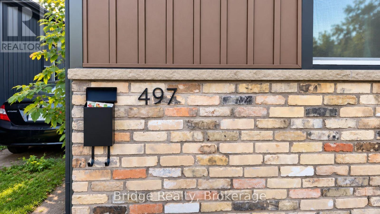 497 Simcoe Street Property Photo 22