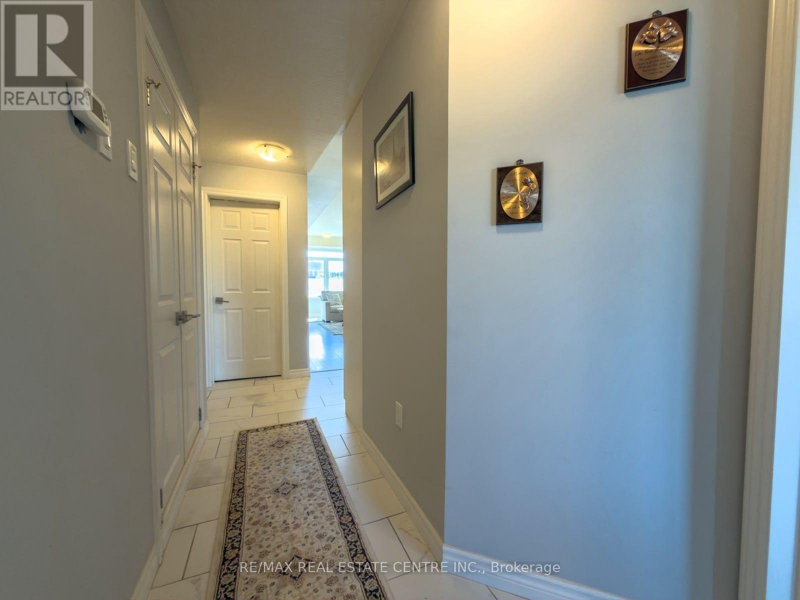 122 Wheat Lane Property Photo 4