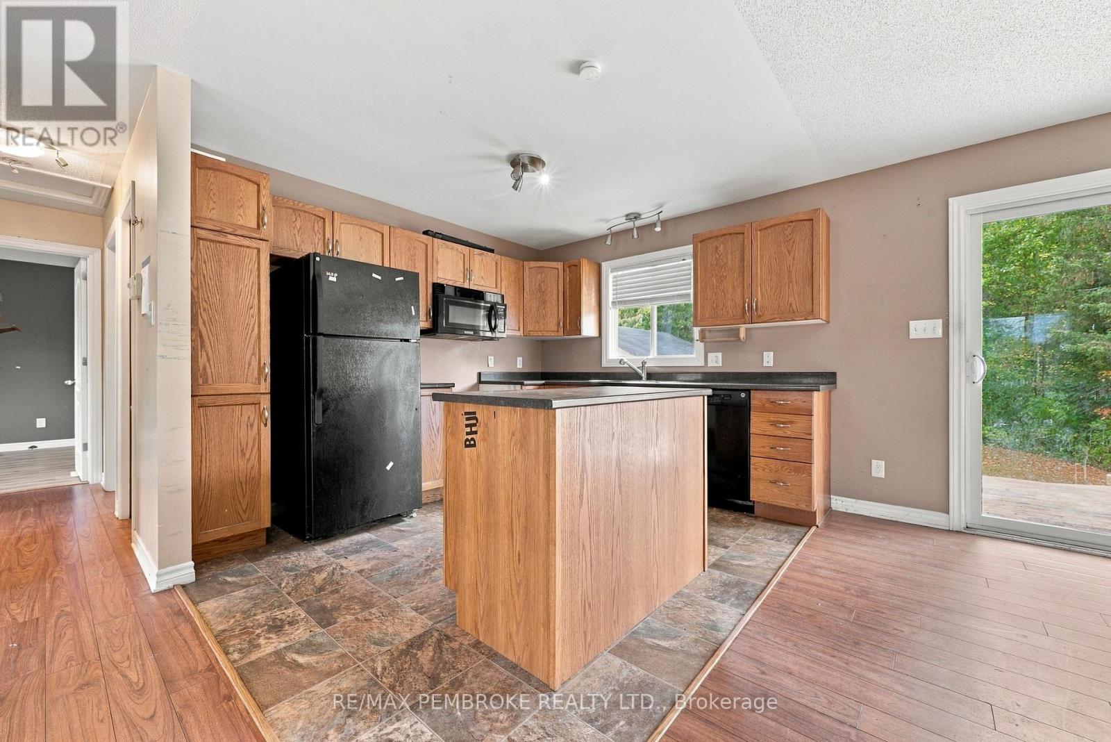 18 Joseph Street Property Photo 21